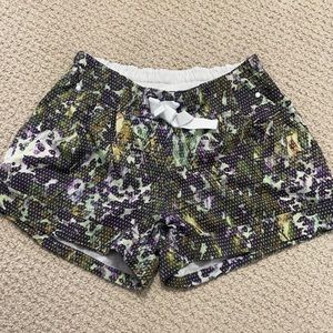 lululemon Spring Break Away shorts, size 6